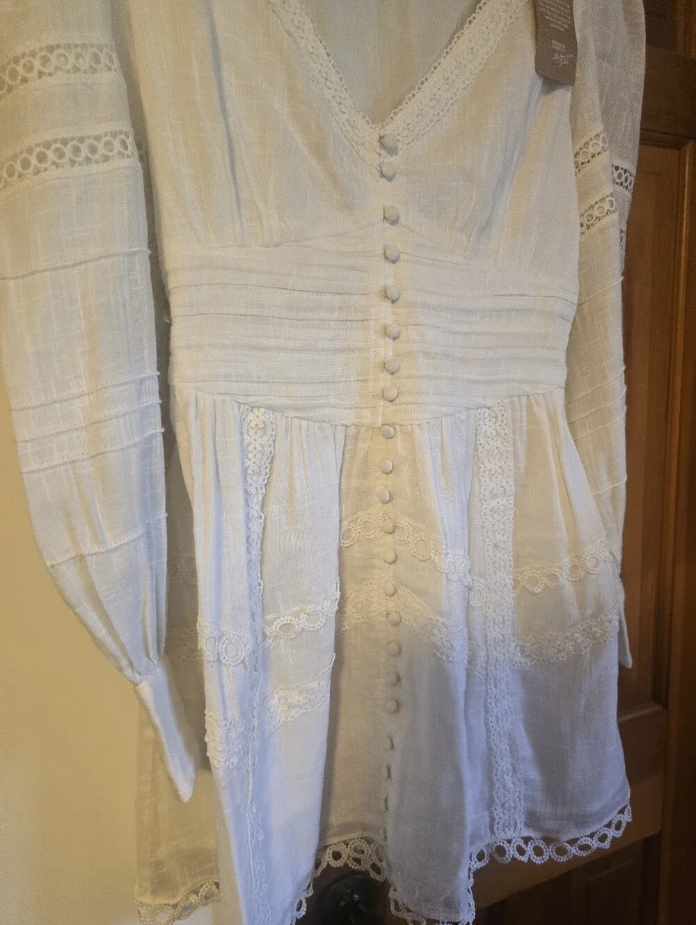 White Lace-Trim Button Front Hemant & Nandita Dress - Picture 4 of 9